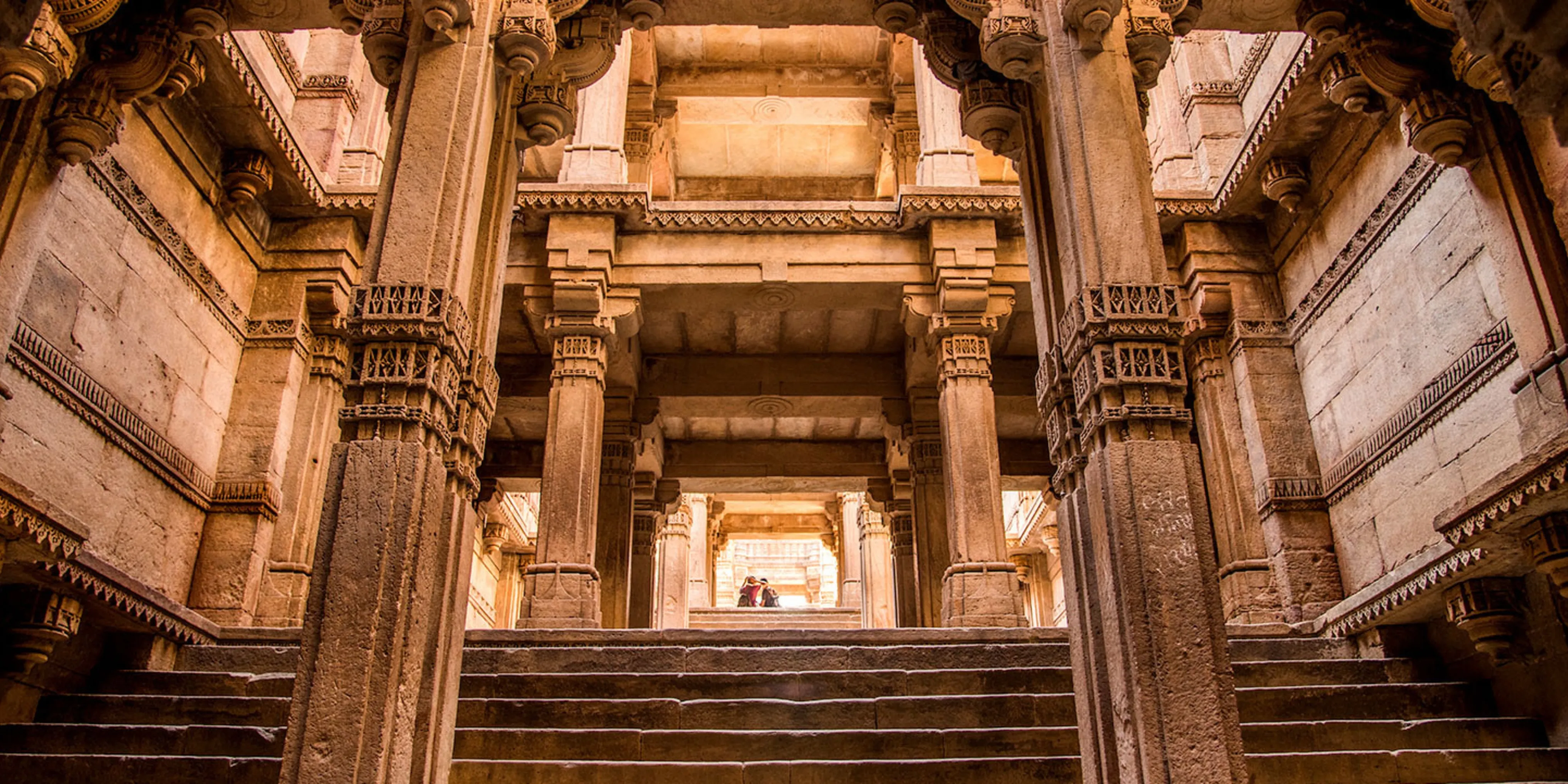 Ahmedabad cultural tour with Adalaj Stepwell included in Statue of Unity packages.webp